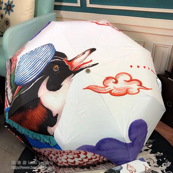 GUCCI古馳傘 2018年度 最新火爆單品 G家自動傘 古奇小蜜蜂圖案 防曬晴雨傘  zm1018